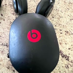 BEATS by Dre Studio 3 wireless